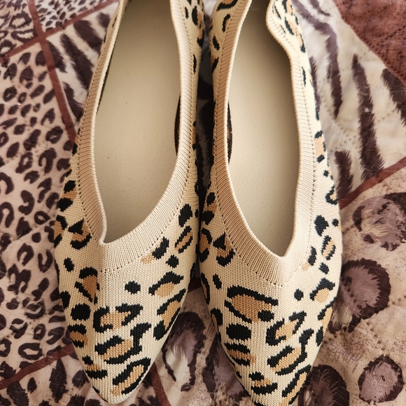 Flats Size 6 - Picture 3 of 3